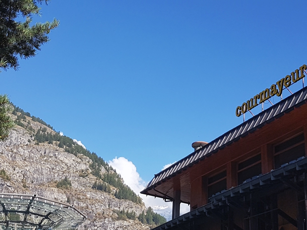 Vue sur la montagne à courmayeur